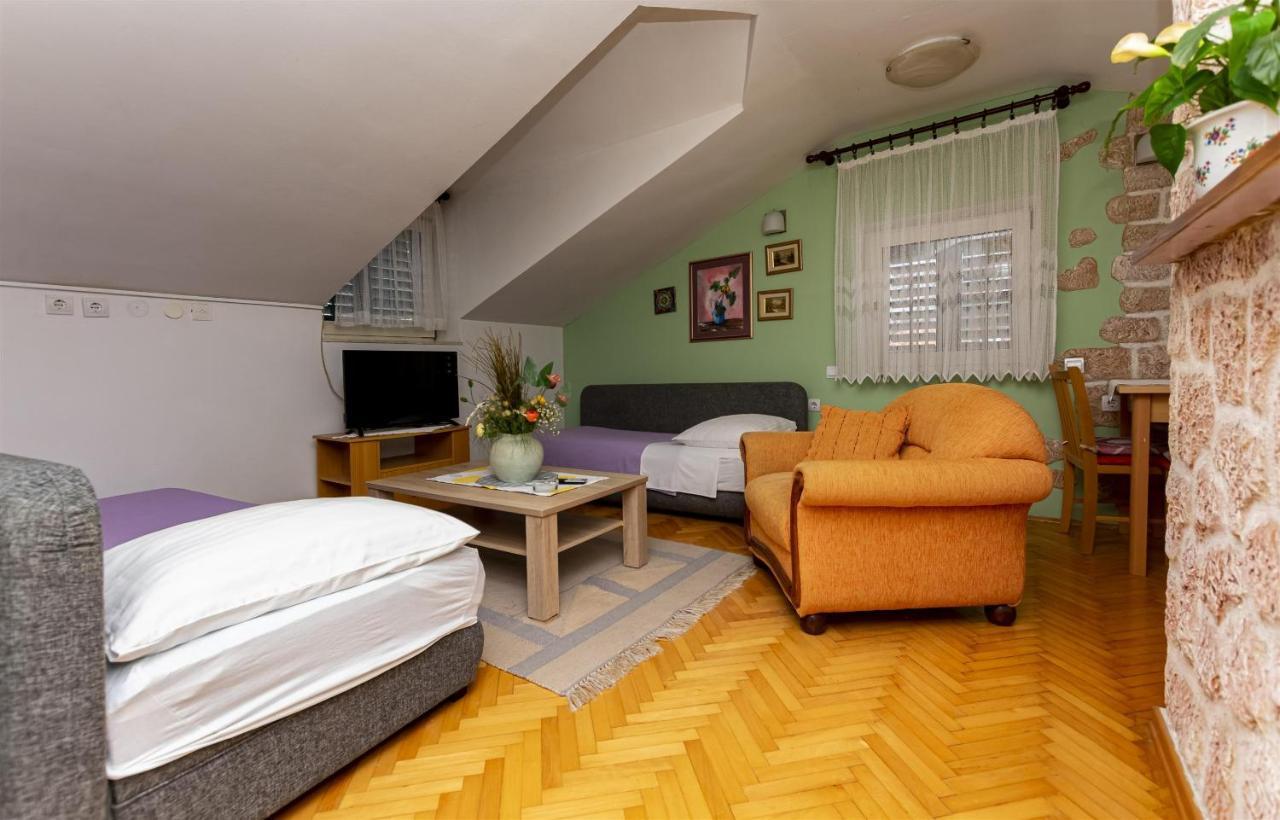 Apartment Ivanka Omiš Eksteriør bilde