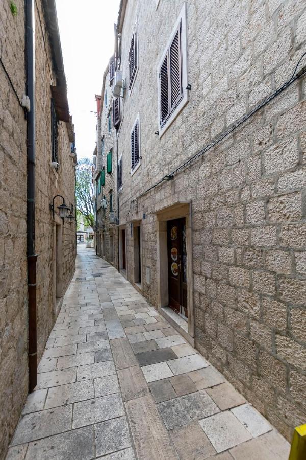 Apartment Ivanka Omiš Eksteriør bilde