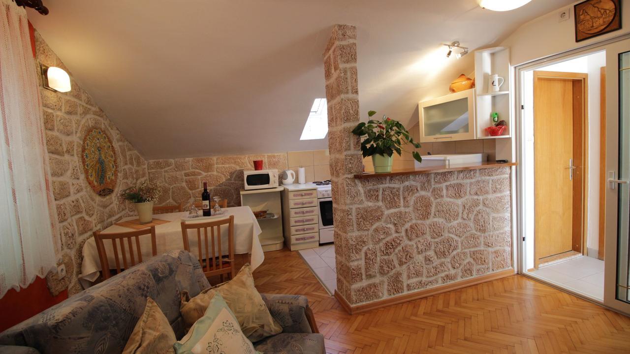 Apartment Ivanka Omiš Rom bilde